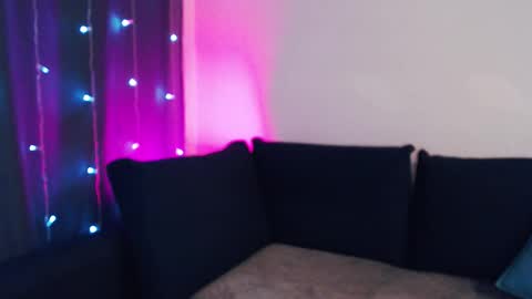 Snapshot of auroraunique chatting on 02.15.26 Aurora online show from 02.15.26