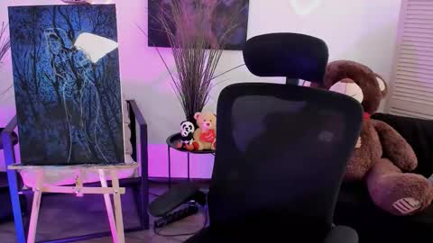 aurorawrenfield online show from 03.16.26