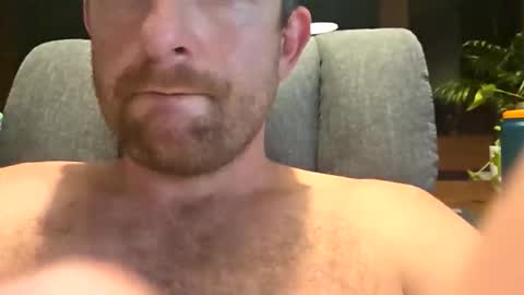 Snapshot of aussie_dadbod9 chatting on 11.26.25 aussie_dadbod9 online show from 11.26.25