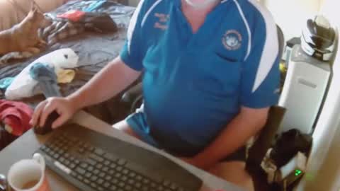 Snapshot of aussiebaker chatting on 02.23.25 aussiebaker online show from 02.23.25