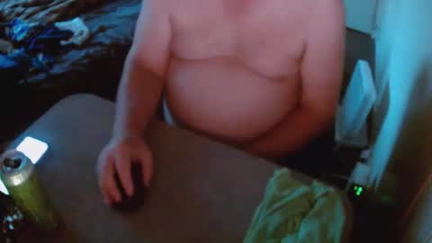 Snapshot of aussiebaker chatting on 10.16.25 aussiebaker online show from 10.16.25