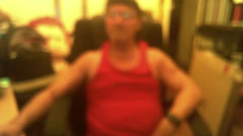 Snapshot of aussiebumm chatting on 02.04.25 Aussiebumm online show from 02.04.25