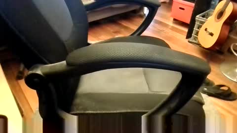 Snapshot of aussiebumm chatting on 03.05.25 Aussiebumm online show from 03.05.25