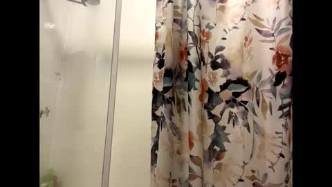 Milf4u online show from 12.19.25