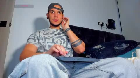 Snapshot of austin_curry chatting on 06.06.26 A online show from 06.06.26