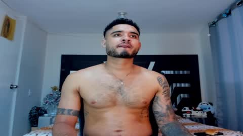 AustinTorres  online show from 12.21.24