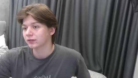 ausxuw online show from 09.26.25