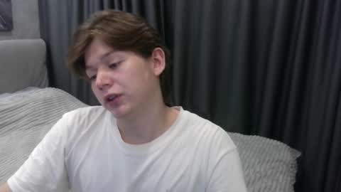 ausxuw online show from 10.16.25