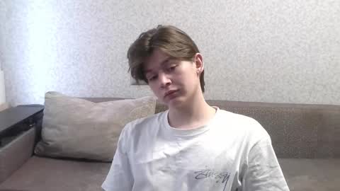 ausxuw online show from 10.23.25