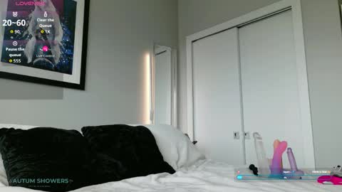 Autum Showers online show from 04.01.26