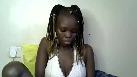 Snapshot of autumnbeagle chatting on 09.09.25 autumnbeagle online show from 09.09.25