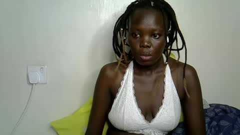 Snapshot of autumnbeagle chatting on 10.05.25 autumnbeagle online show from 10.05.25