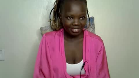 Snapshot of autumnbeagle chatting on 10.30.25 autumnbeagle online show from 10.30.25