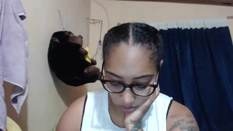 Snapshot of ava_f0xy chatting on 03.07.25 Ava Jordana online show from 03.07.25