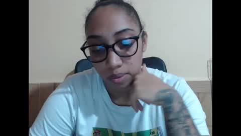 Snapshot of ava_f0xy chatting on 10.14.25 Ava Jordana online show from 10.14.25