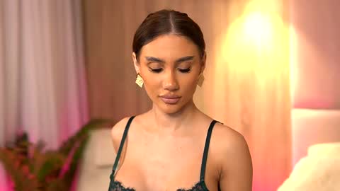 Ava online show from 01.03.25