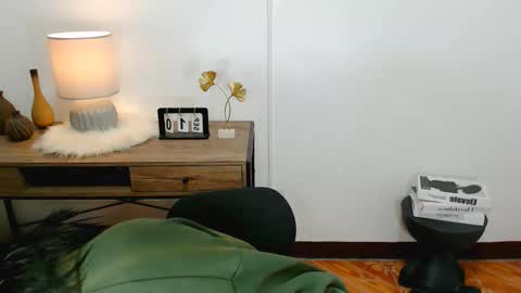 Ava online show from 09.21.25