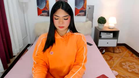 Ava online show from 10.17.25