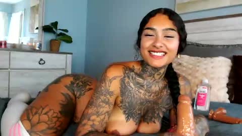 Ava Eve online show from 10.21.25