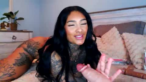 Snapshot of avaa_eve chatting on 02.01.26 Ava Eve online show from 02.01.26