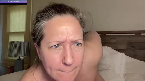 Ava . Support my channel by using my affiliate link to make your account  Thanks  online show from 02.01.26