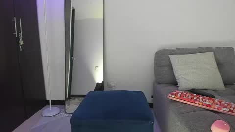 Ava Ferrera Elena online show from 04.28.26