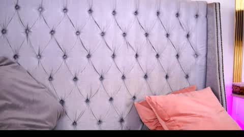 Ava online show from 12.18.24