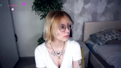 avaobierne online show from 02.13.26