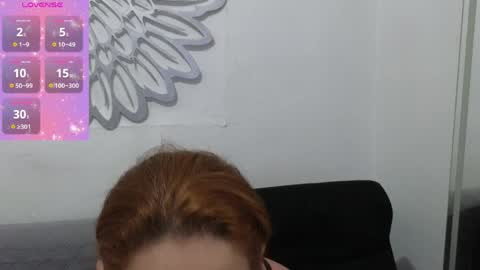 Snapshot of avaqeen chatting on 04.04.26 Ava online show from 04.04.26