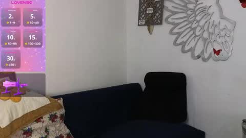 Snapshot of avaqeen chatting on 04.19.26 Ava online show from 04.19.26