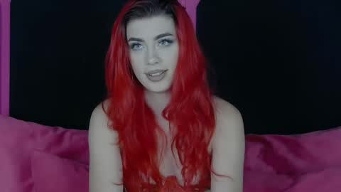 Snapshot of avareina chatting on 10.12.25 Ava Reina online show from 10.12.25
