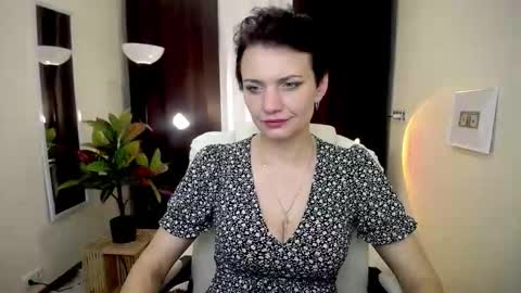 avasaturnian online show from 10.09.25