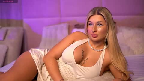 Carina online show from 10.29.25