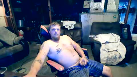 Snapshot of averag3joe chatting on 07.24.26 averag3joe online show from 07.24.26