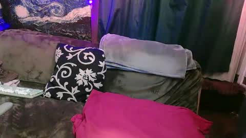 raven blue online show from 09.11.25