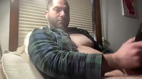 Snapshot of averagejoe345977 chatting on 02.06.26 averagejoe345977 online show from 02.06.26