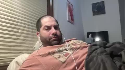 Snapshot of averagejoe345977 chatting on 02.17.26 averagejoe345977 online show from 02.17.26