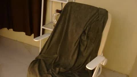 Rhian online show from 10.22.25