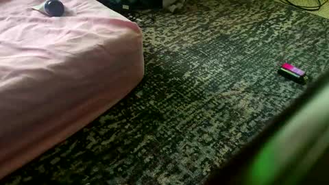 Avey Boi online show from 04.12.26