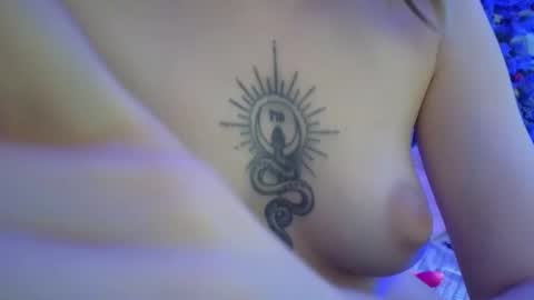 Snapshot of avgustina_love chatting on 04.04.26 avgustina_love online show from 04.04.26