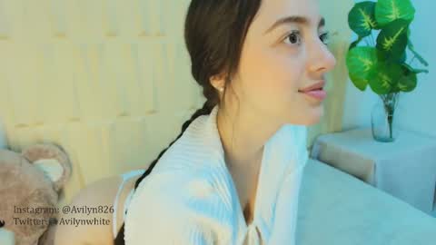 Avilyn online show from 02.21.26