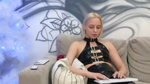 Goddess Avrora online show from 12.26.24