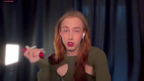 avril_pearly_ online show from 02.18.26