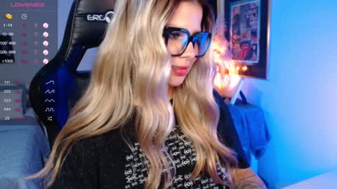 Avrill Morgan online show from 01.09.25