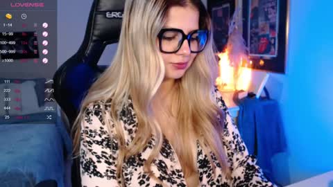 Avrill Morgan online show from 02.06.25