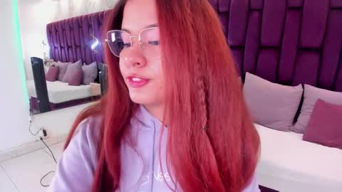 Avril  online show from 02.05.26