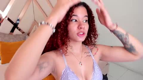 Avril  online show from 02.19.26