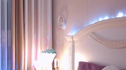 Avrora Inst online show from 01.17.26