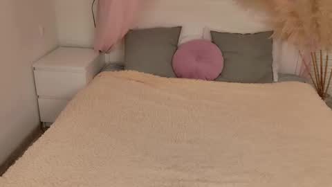 aweryuwu online show from 12.02.25