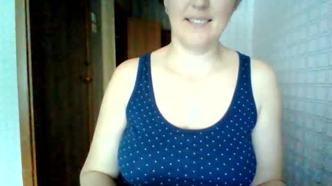 Snapshot of awesomeladyy chatting on 06.04.26 awesomeladyy online show from 06.04.26